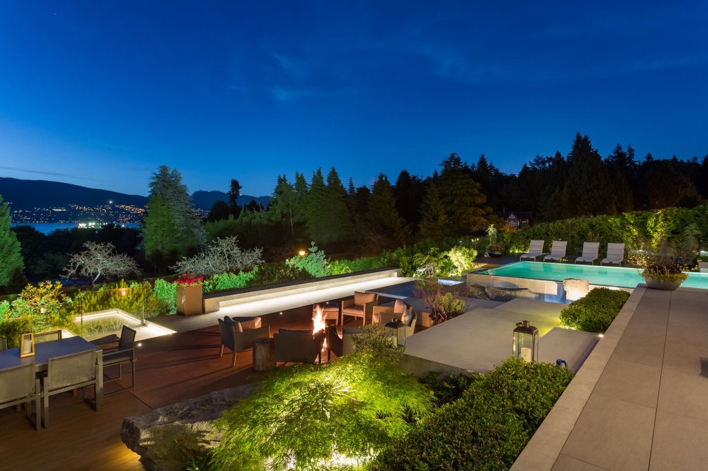 LED landscape lighting