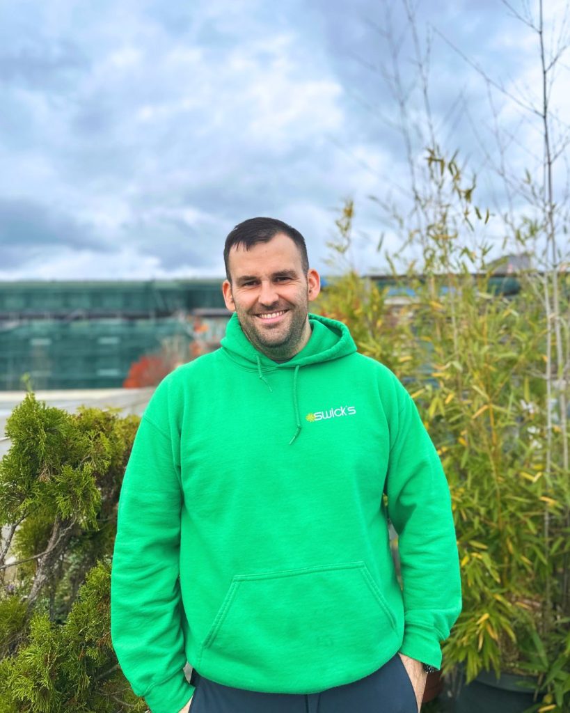 Thomas info web - Swick's Landscaping Ltd.