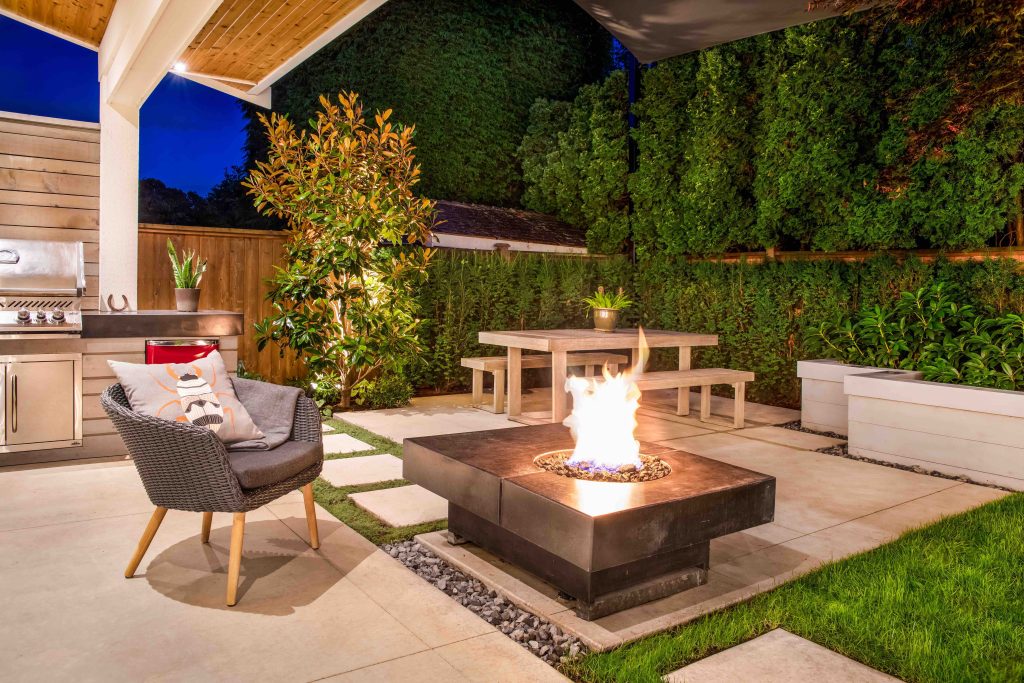 Design trend for outdoor fire table