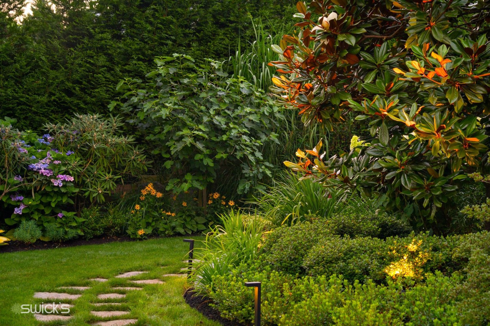 layered planting vancouver gardens